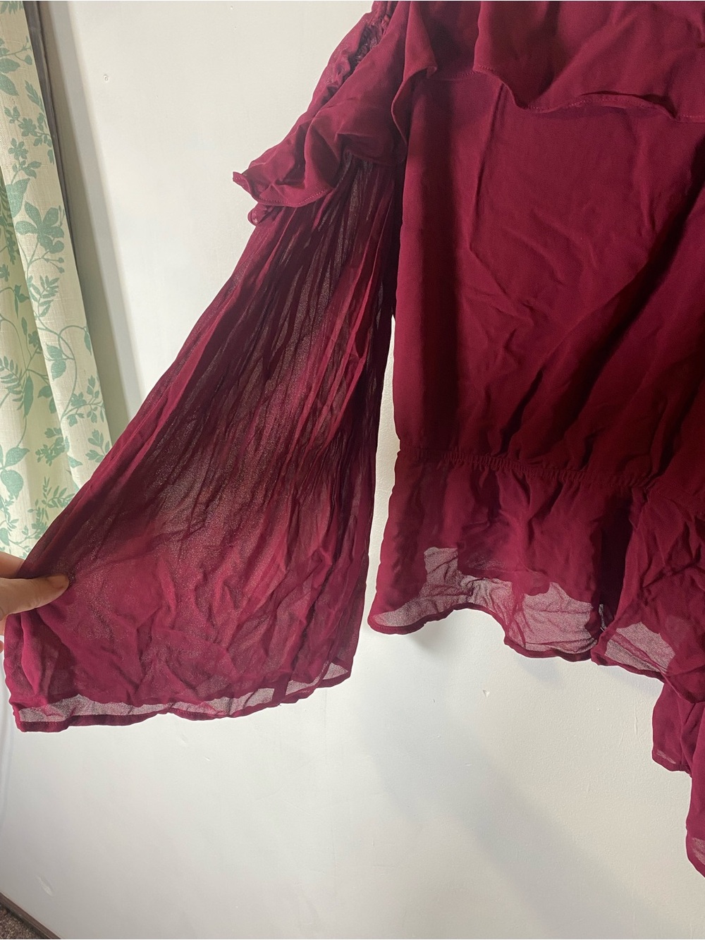 Romantic Wine Red Cold Shoulder Crop Top XL Bell Sleeve Ruffle‎ Faux Wrap Boho - Picture 9 of 9